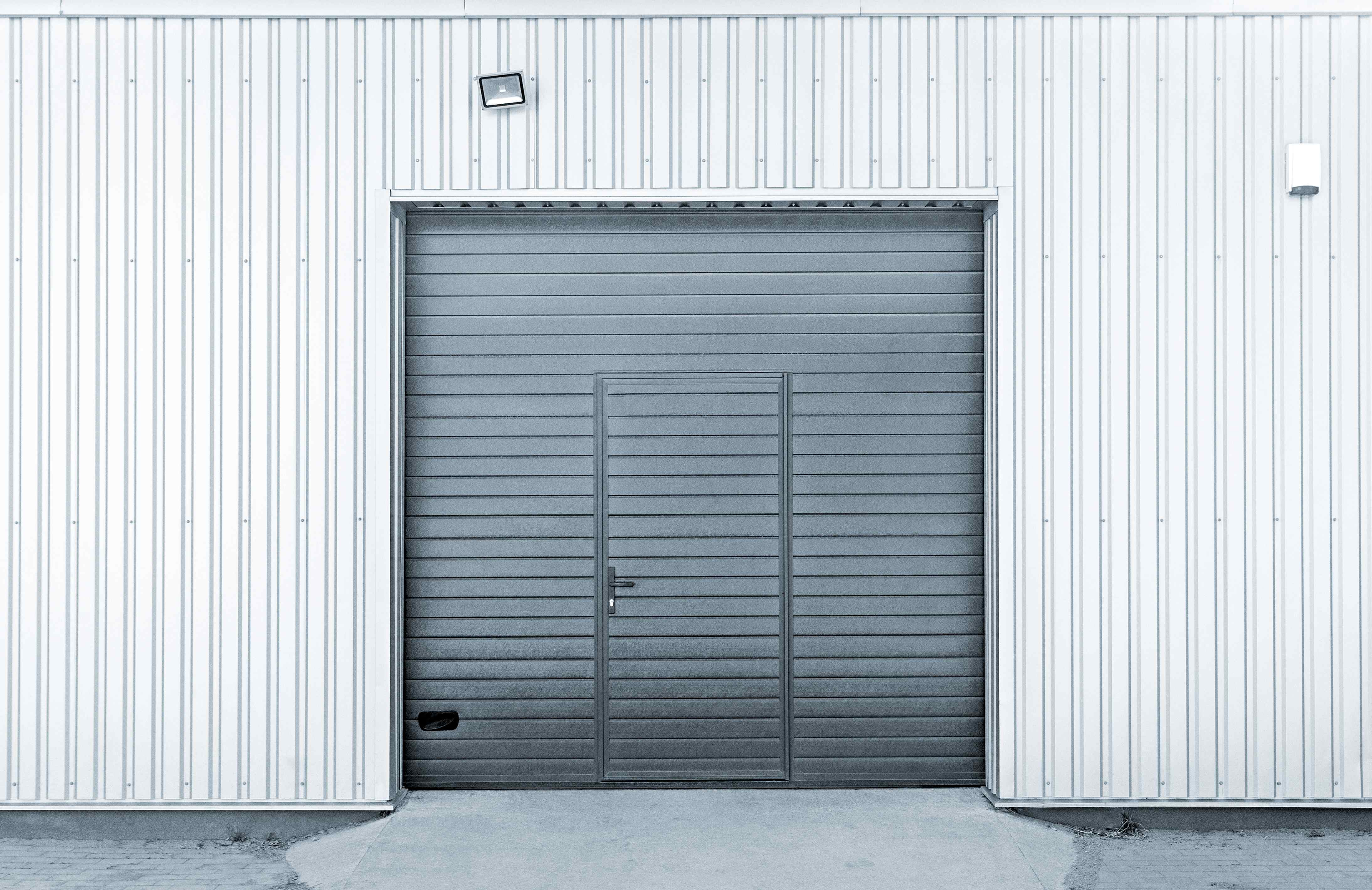 modern-garage-door Modern Garage Doors for Your Modern Home