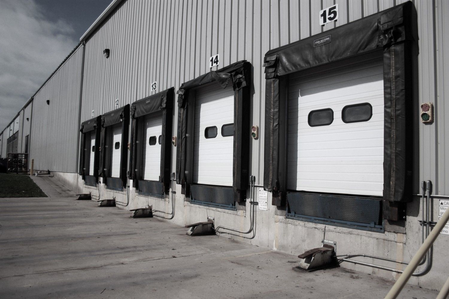welchdocks-oui-bw Garage Door Repair Is Must To Avoid Accidents
